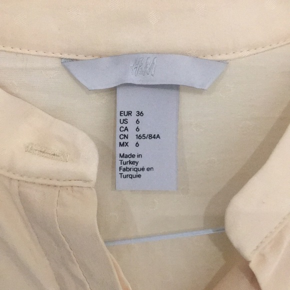 NWOT H&M Button Down Cream/light Yellow Shirt - Picture 3 of 4